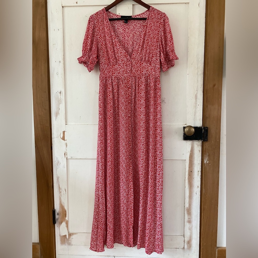 Red floral cottagecore button down dress sz L
